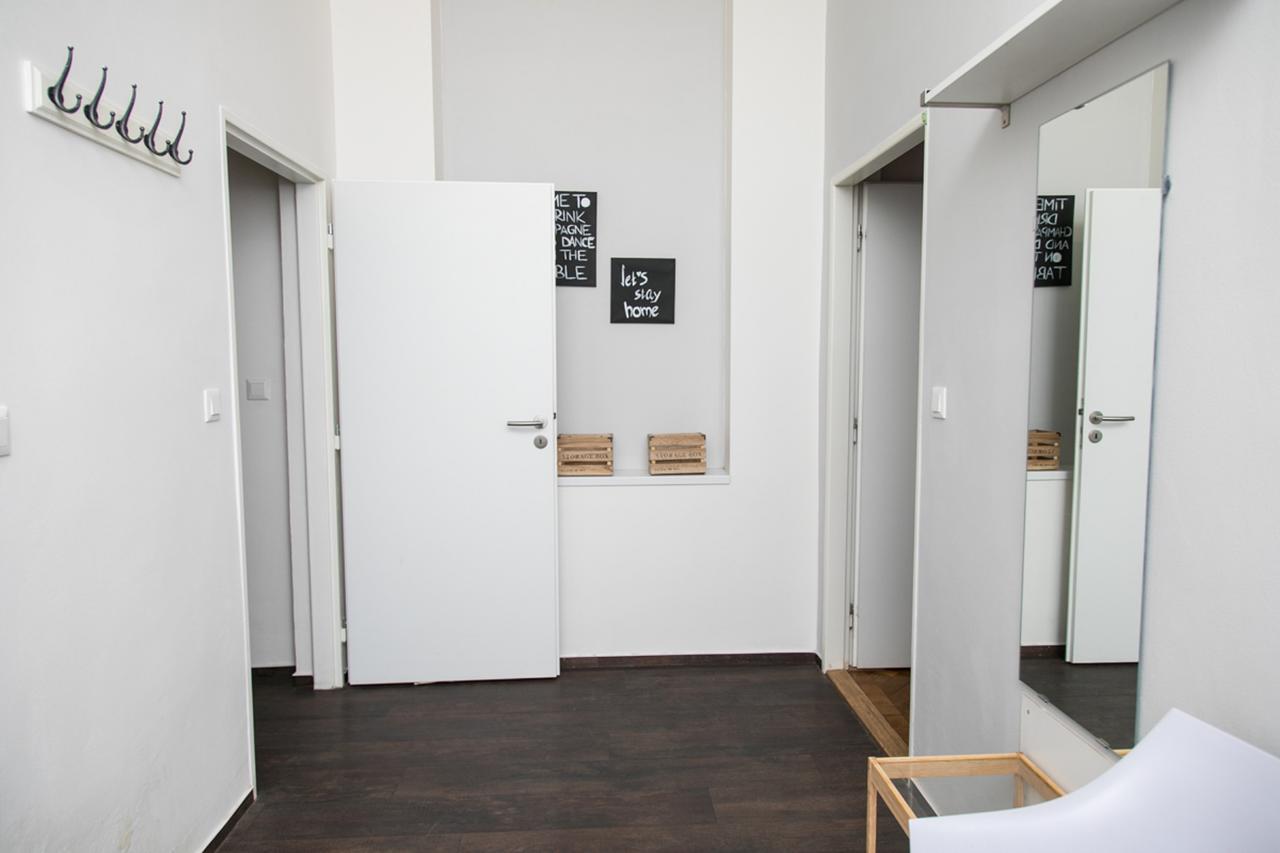 Welcome Apartments On Lublanska Prague Exterior photo